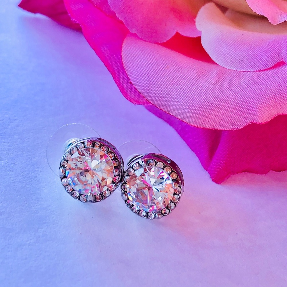 Silver Plated Crystal Zircon Stud Earrings - Picture 3 of 6